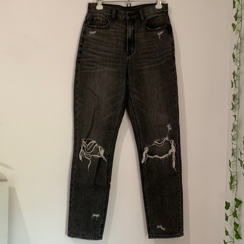 American Eagle Grey Mom Jeans